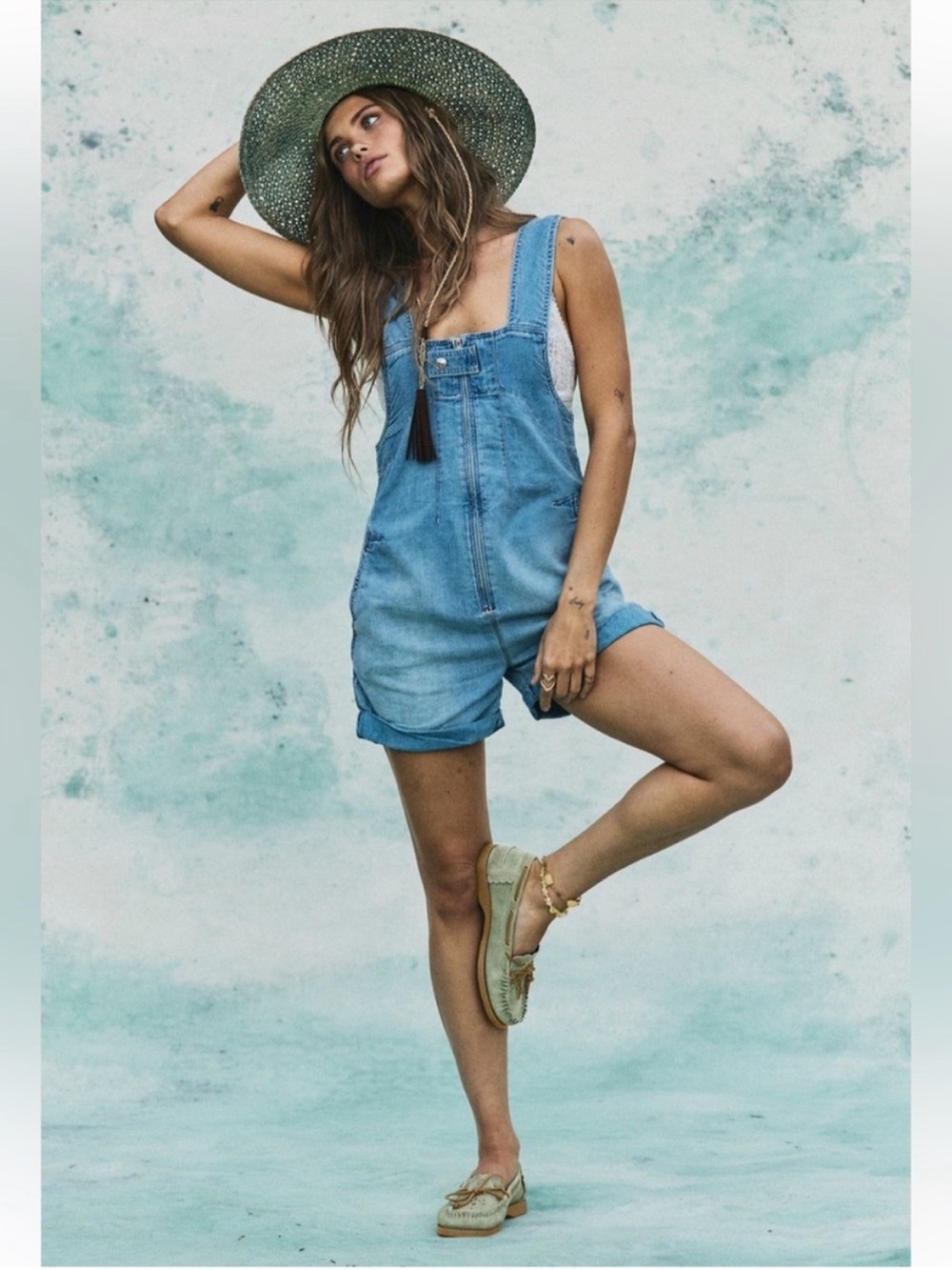 Free People NWT Jude Shortalls Size XS in Light Indigo